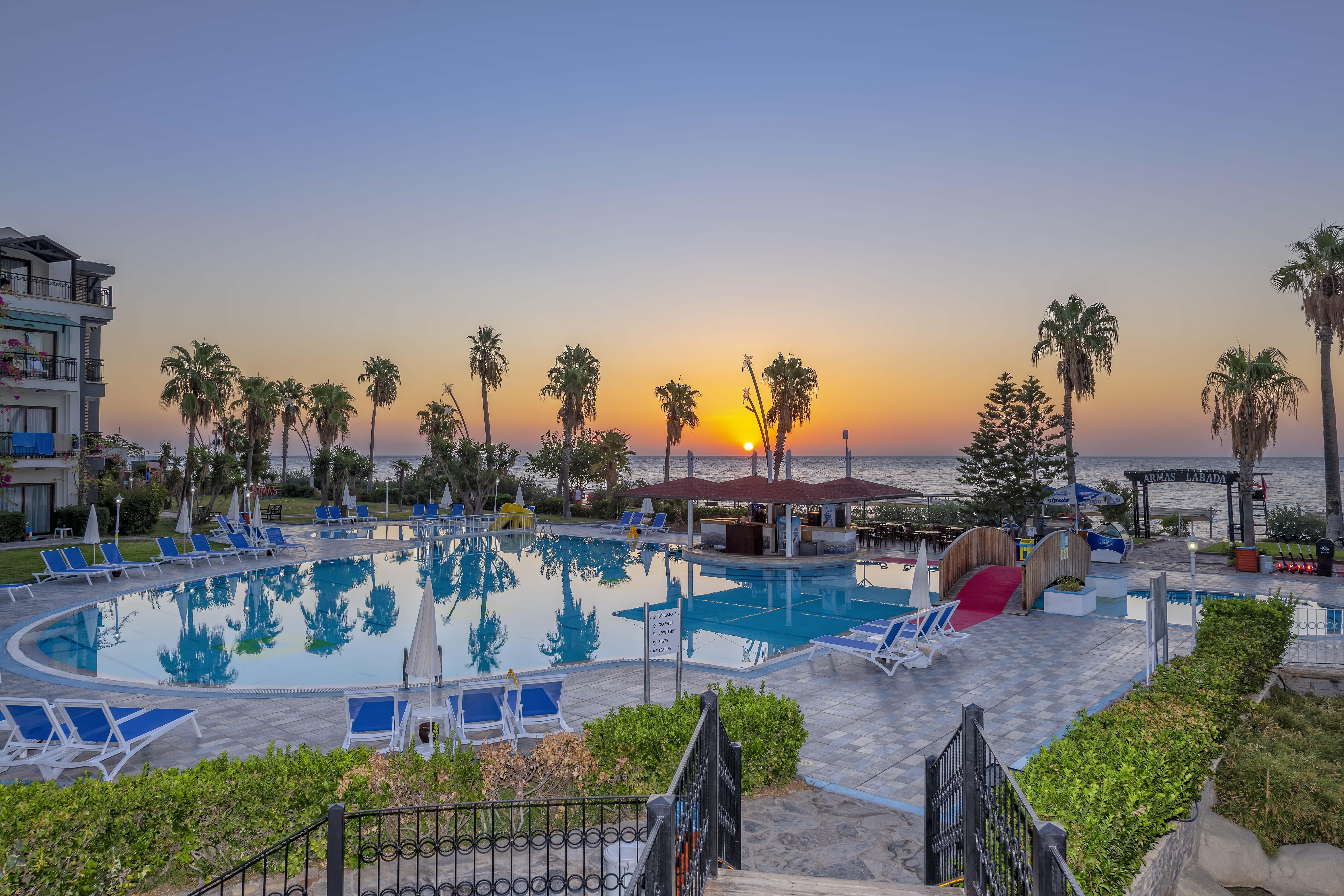 Labada Beach Hotel Çamyuva Exterior foto